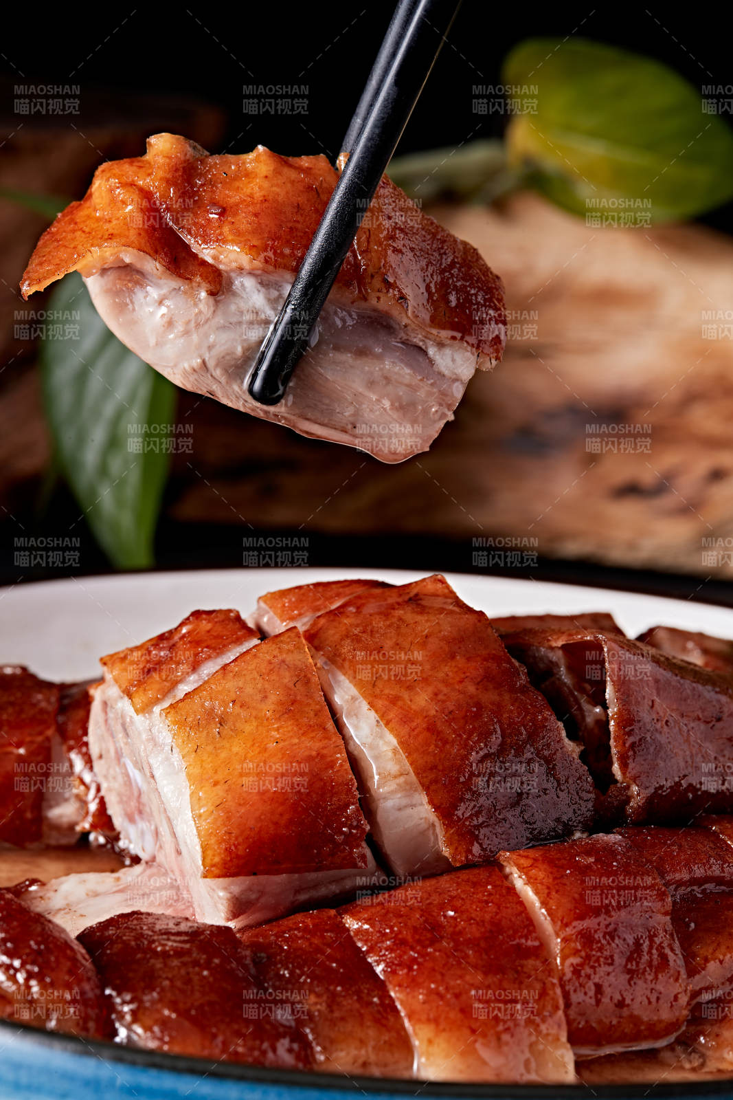 港式深井烧鹅图片