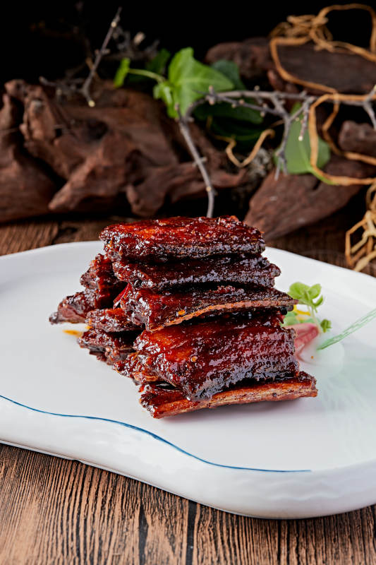 美味烟熏带鱼段图片