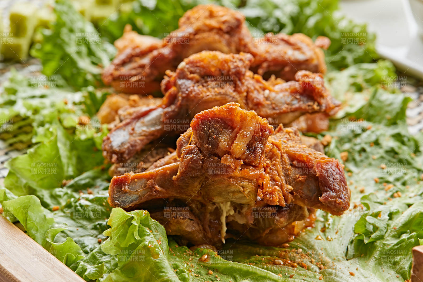 油炸羊脊骨图片