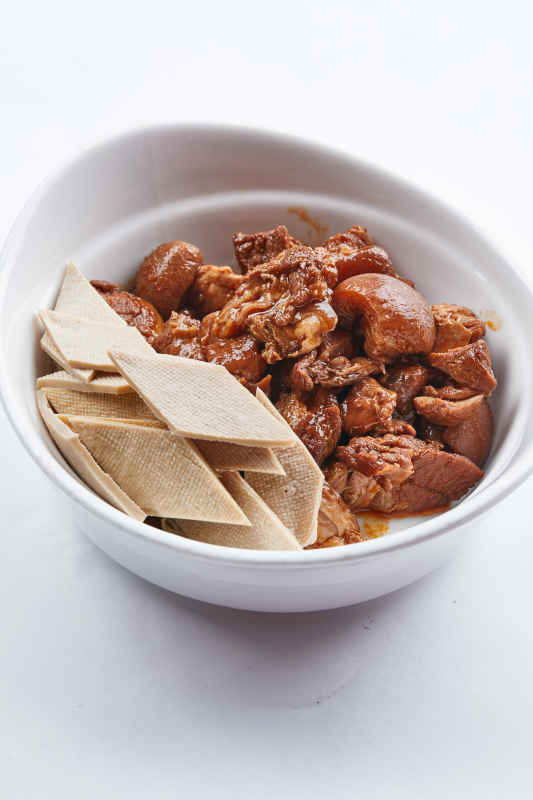 半成品食材豆皮红烧肉图片