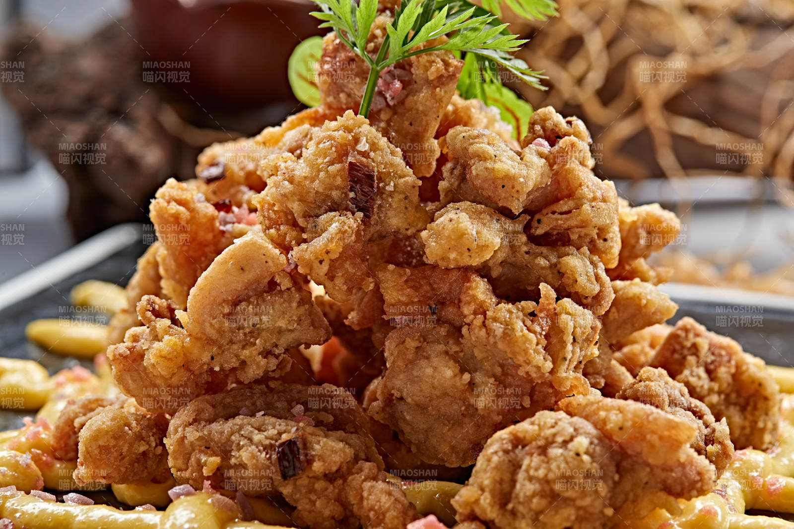 香炸鸡块猪油渣配起司酱图片