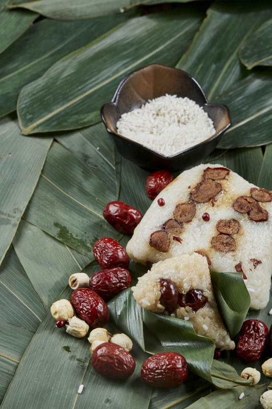 端午节的粽子和原材料图片