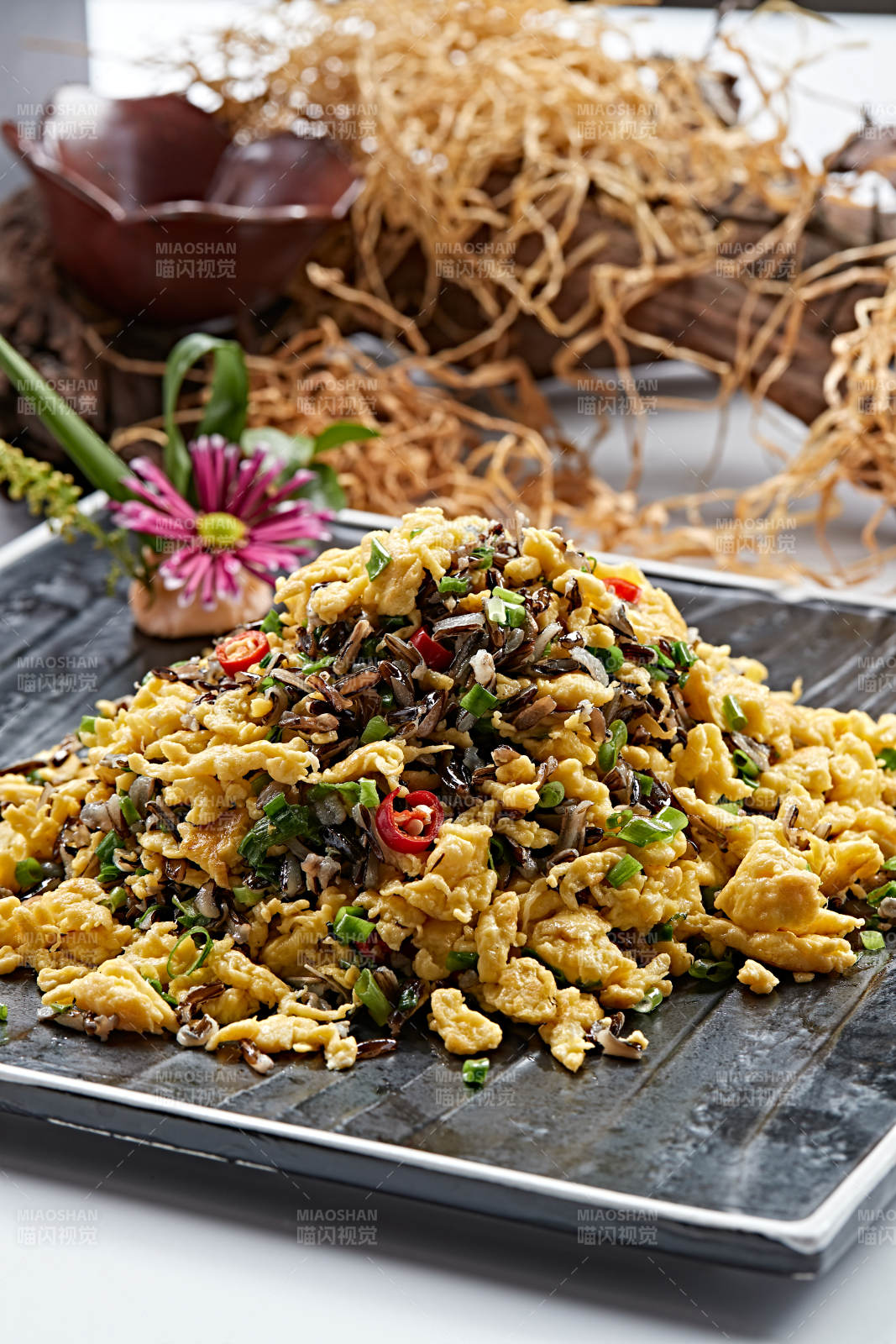 紫米米椒炒鸡蛋图片