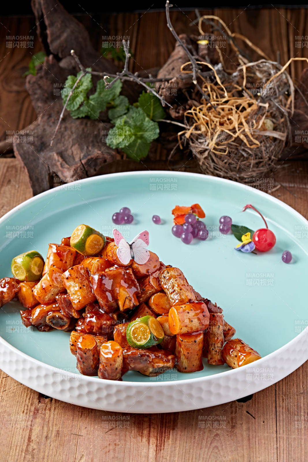 糖醋炒铁棍山药猪小排图片