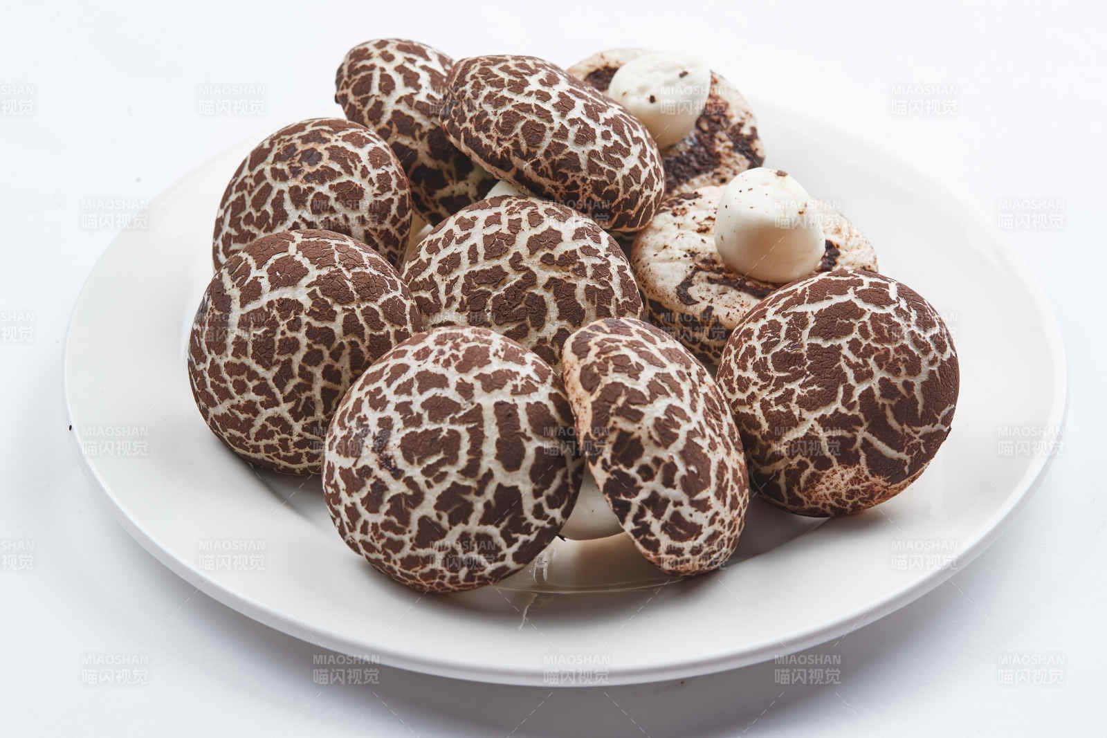 仿真杂粮香菇包图片