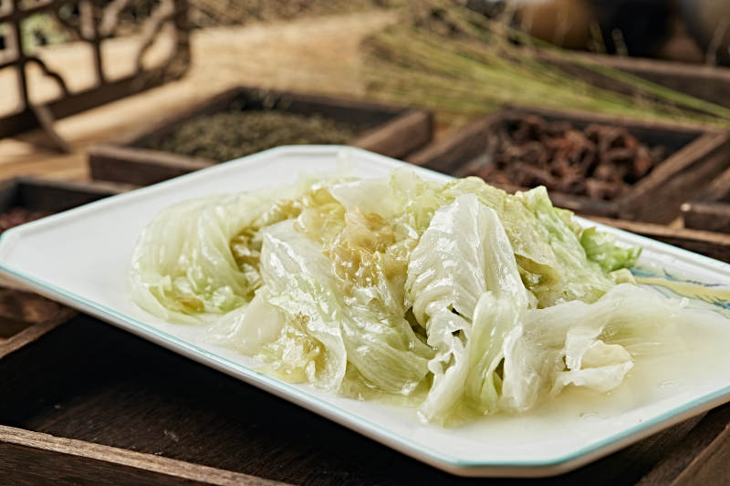 港式茶餐鲜鸡汤煮手撕生菜图片