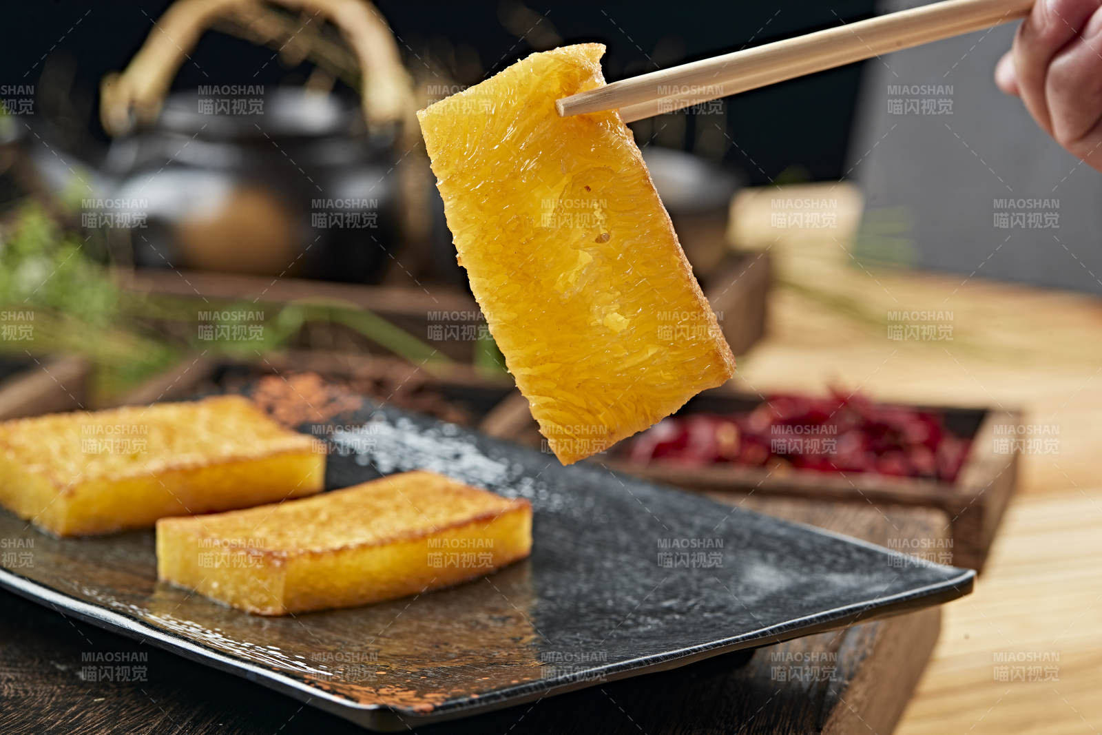 港式茶餐油煎萝卜糕图片