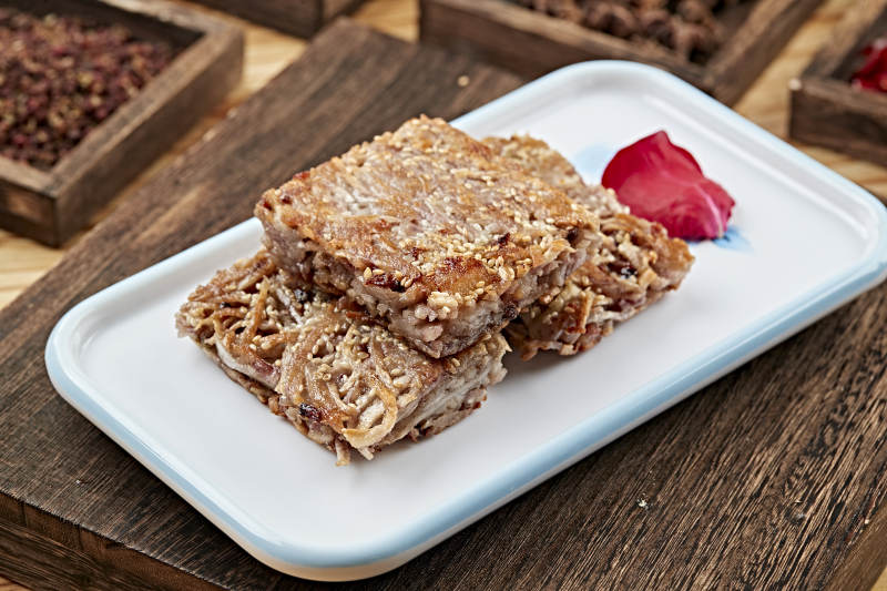 港式茶餐油煎芋丝糕图片