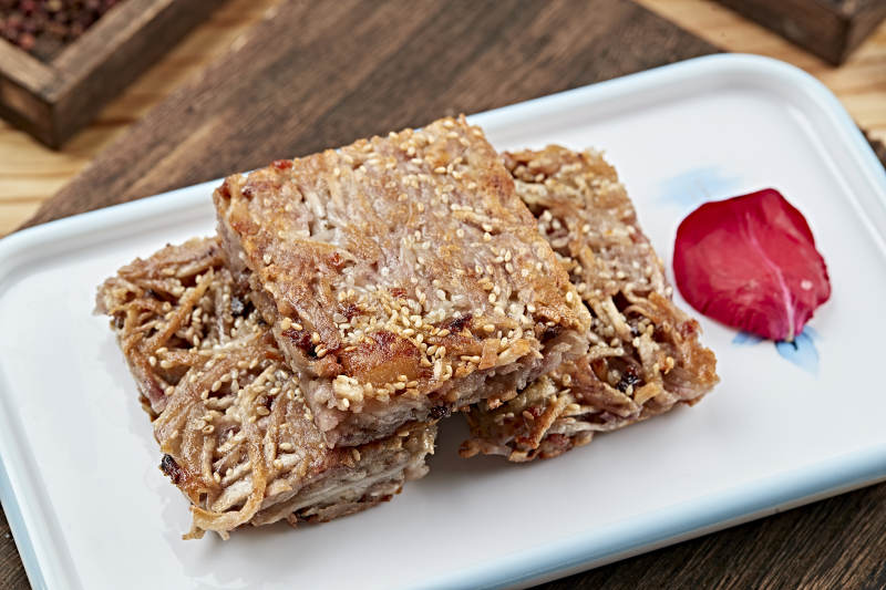 港式茶餐油煎芋丝糕图片