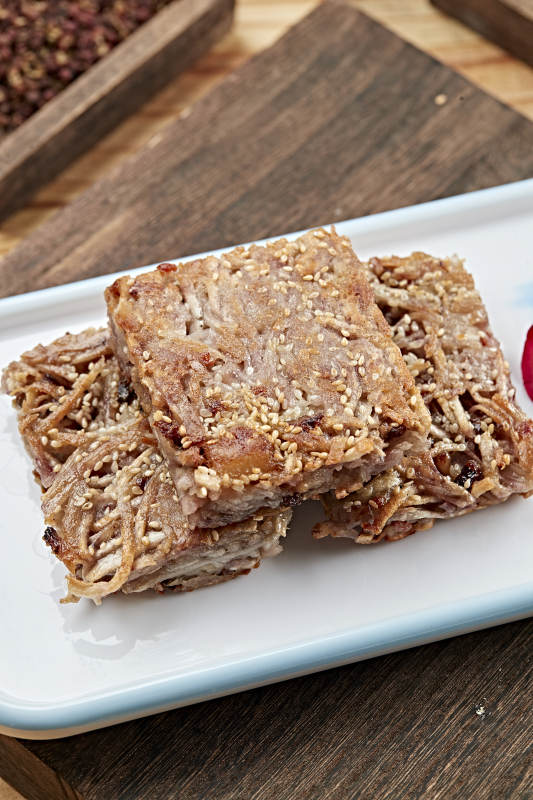 港式茶餐油煎芋丝糕图片