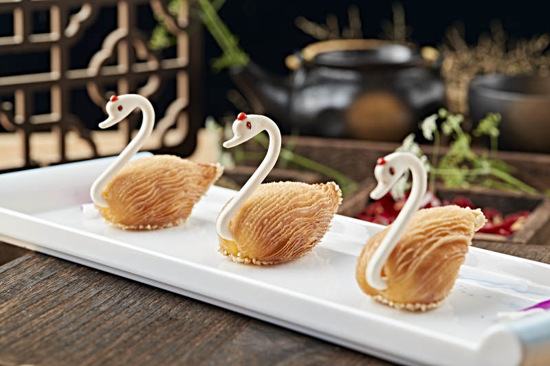 港式茶餐天鹅榴莲酥图片