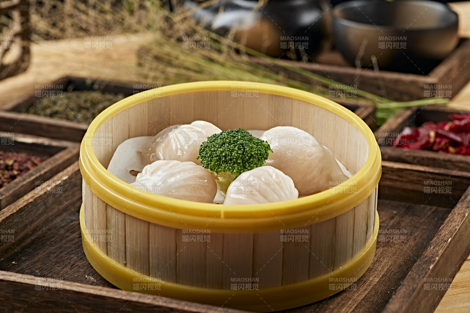 港式茶餐水晶虾饺图片