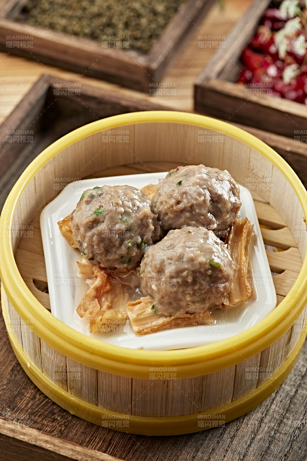 港式茶餐香蒸牛肉丸图片