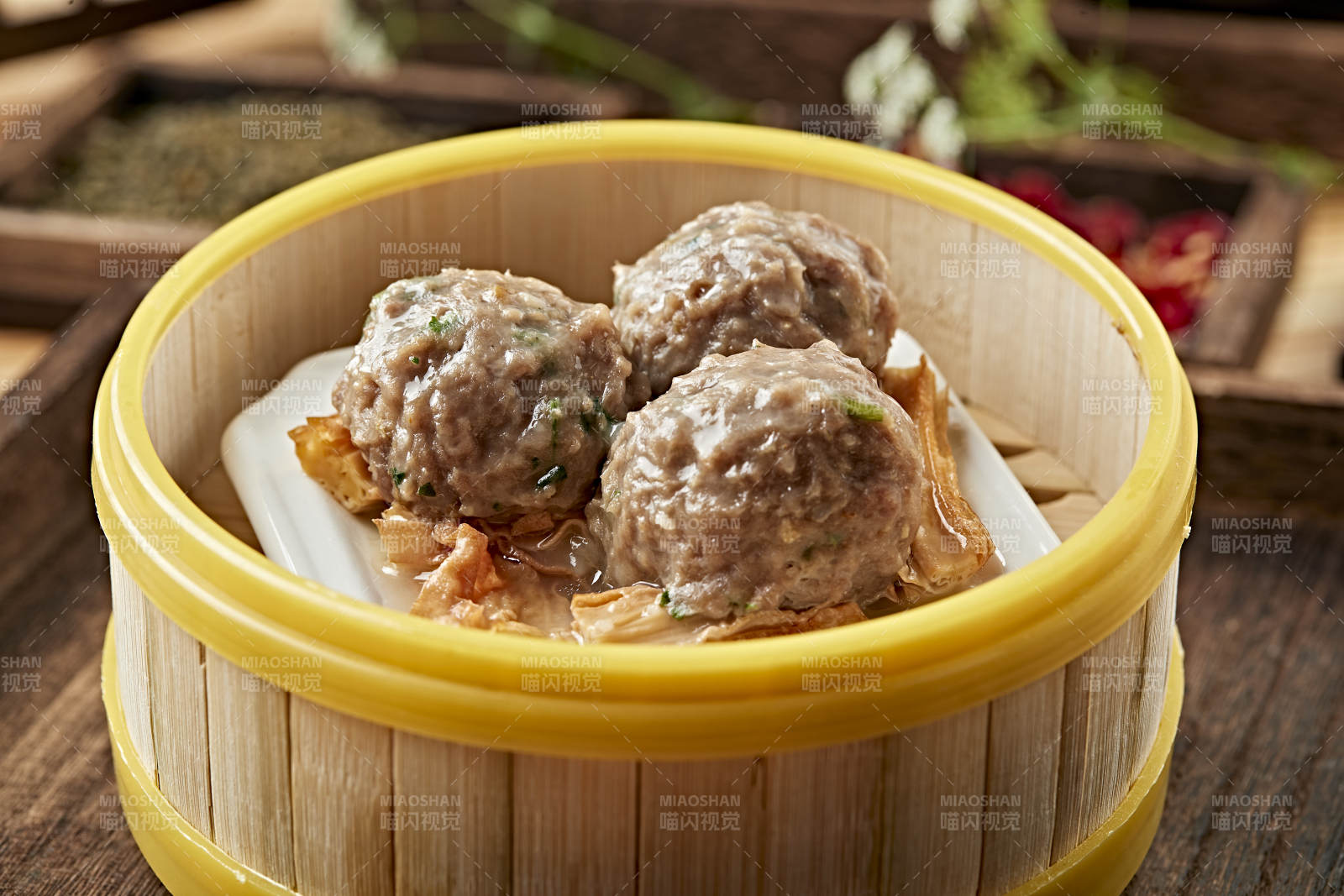 港式茶餐香蒸牛肉丸图片