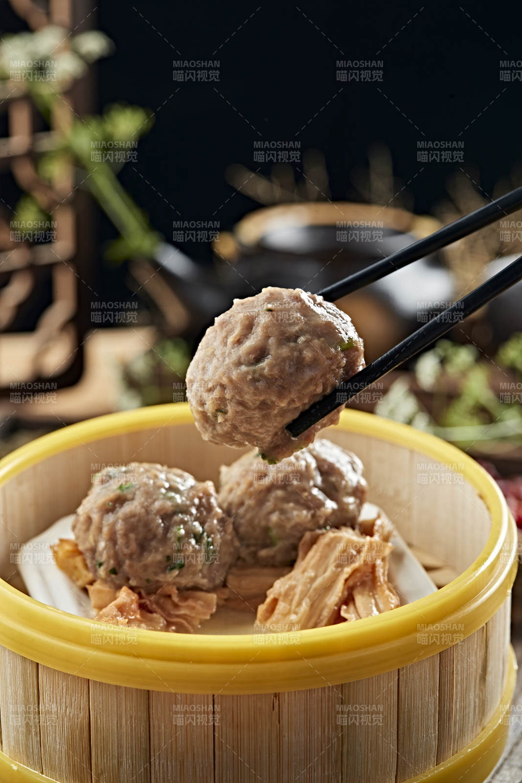 港式茶餐香蒸牛肉丸图片