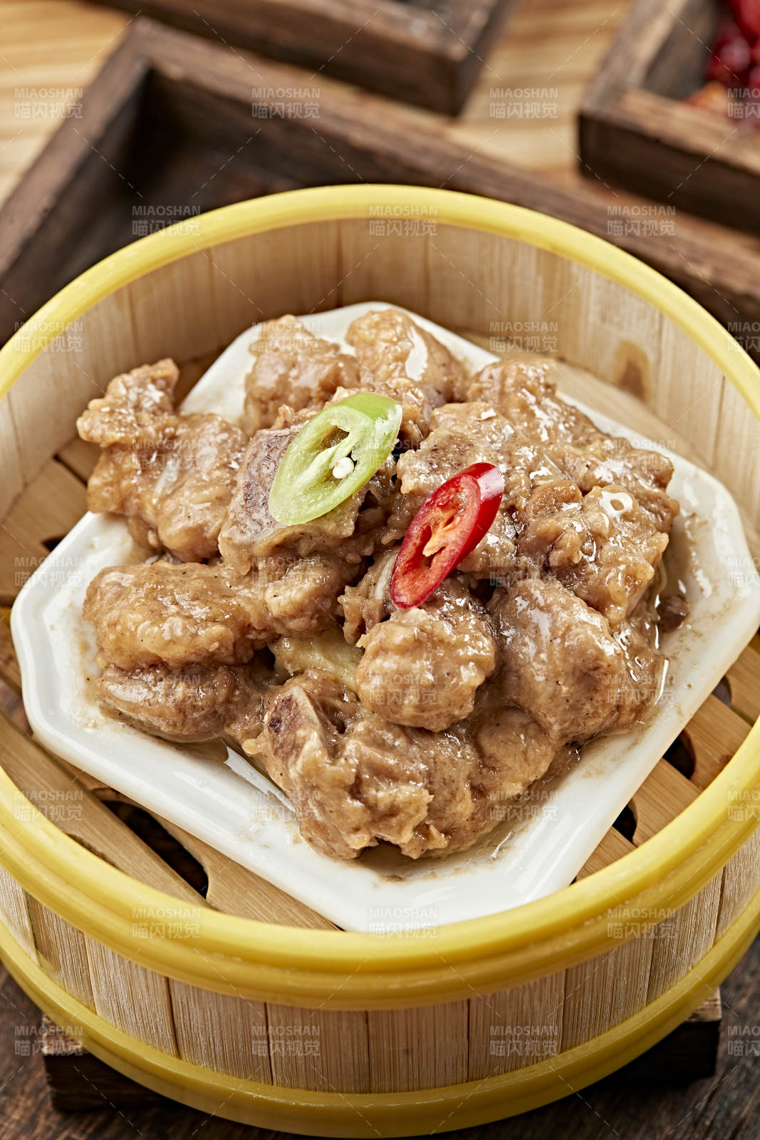 港式茶餐香蒸糯米小排骨图片