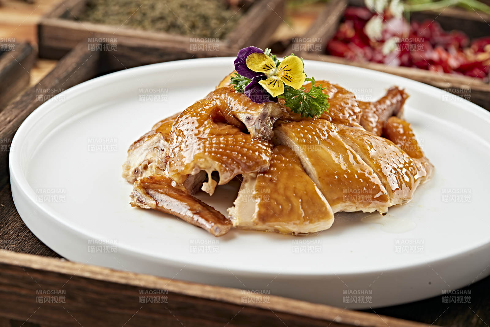 港式茶餐豉油蒸鸡图片