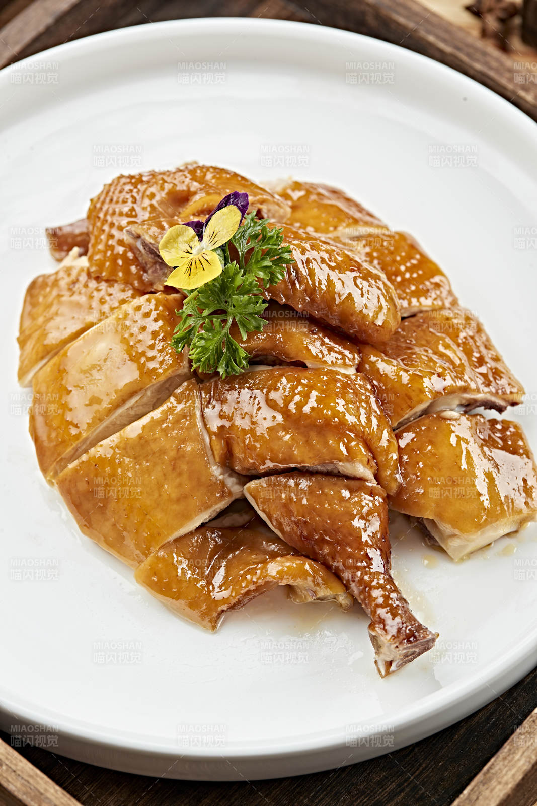 港式茶餐豉油蒸鸡图片