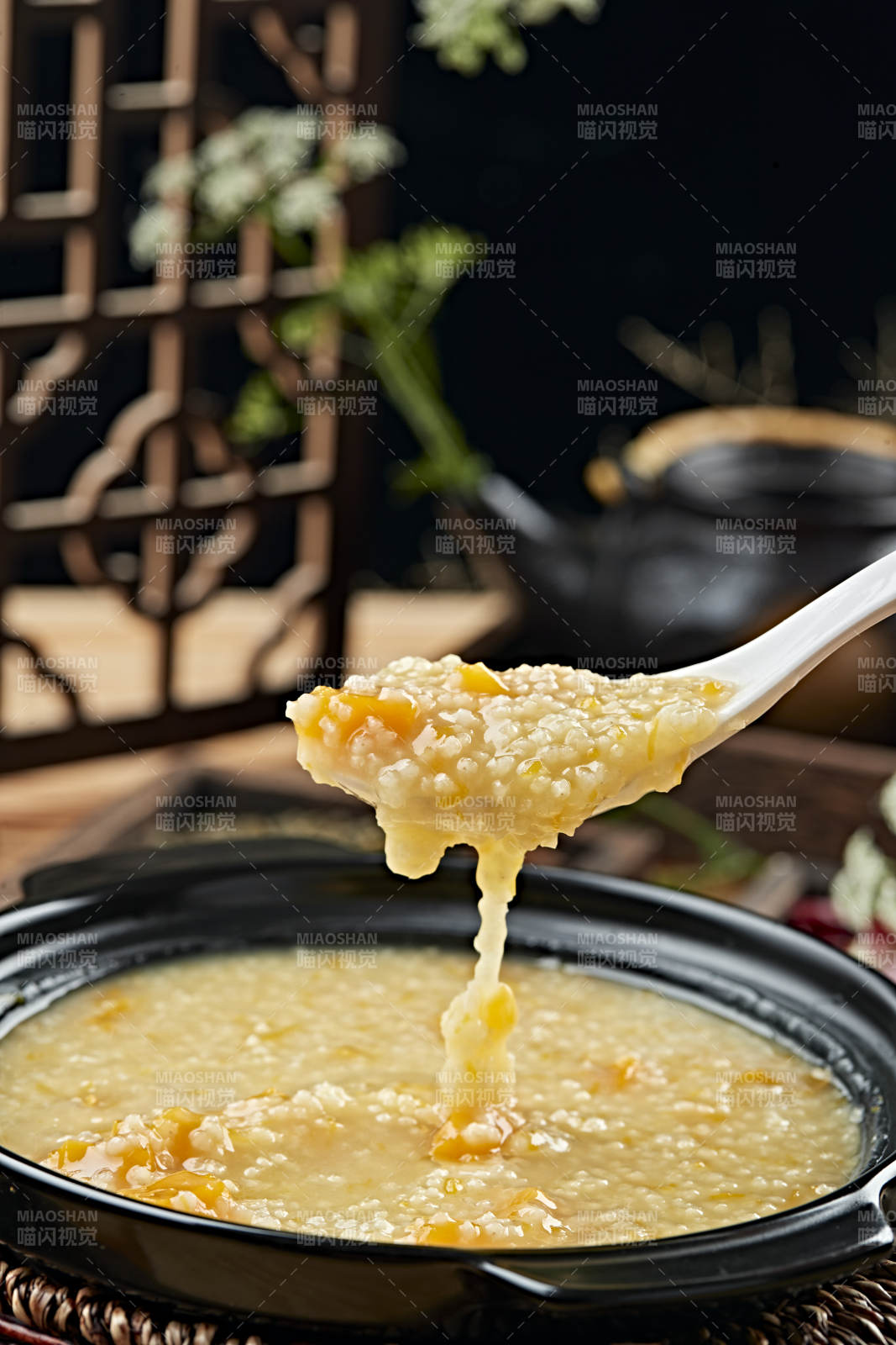港式茶餐砂锅南瓜金米粥图片