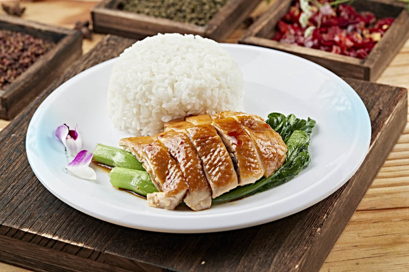 港式茶餐玫瑰豉油鸡饭图片