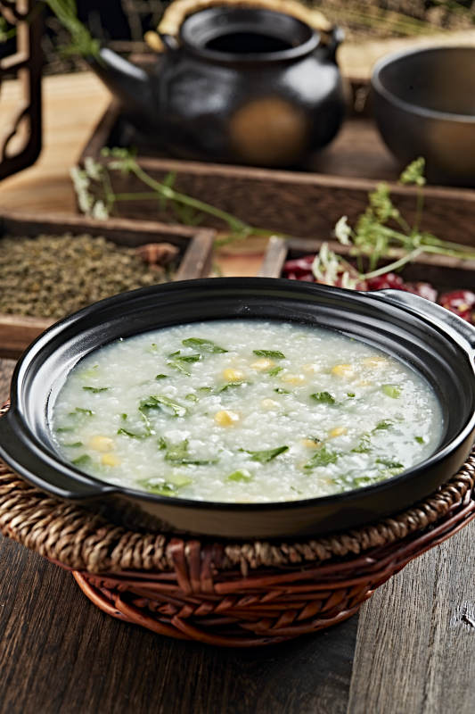 港式茶餐砂锅玉米小白菜粥图片