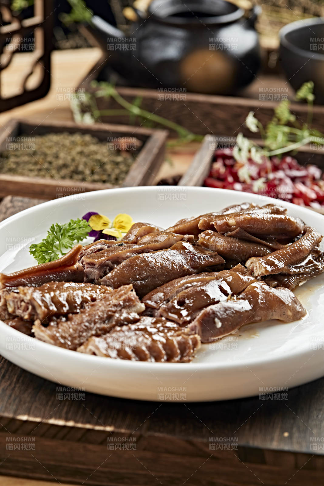 港式茶餐潮汕卤水鹅三拼图片