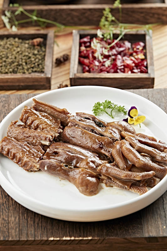 港式茶餐潮汕卤水鹅三拼图片