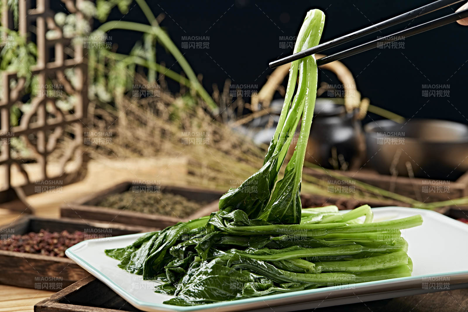 港式茶餐白灼菜心图片