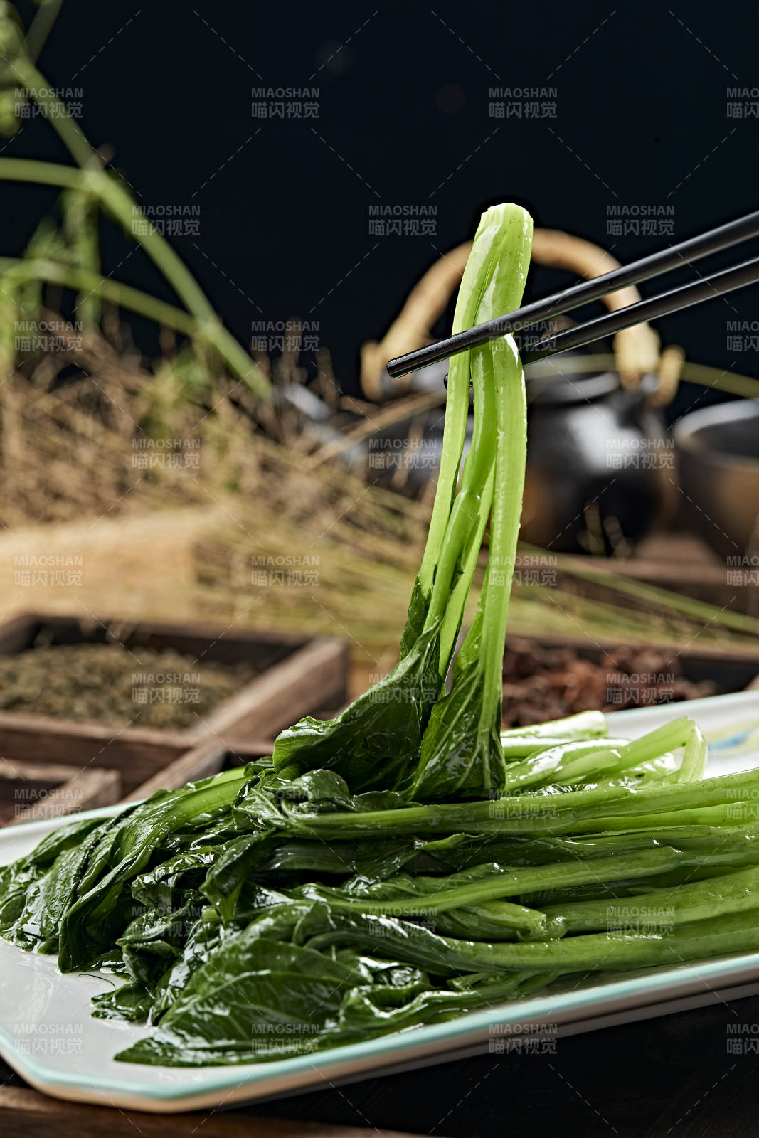 港式茶餐白灼菜心图片