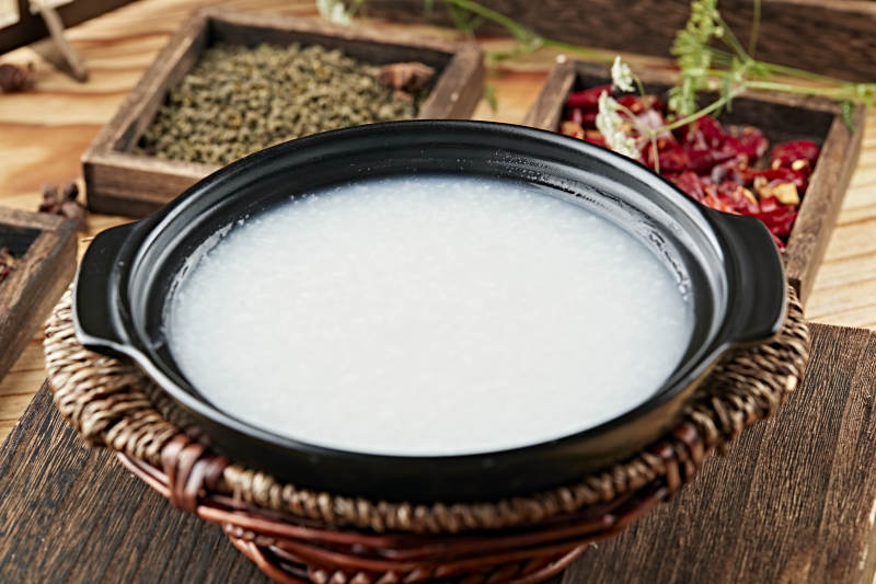 港式茶餐砂锅白米粥图片