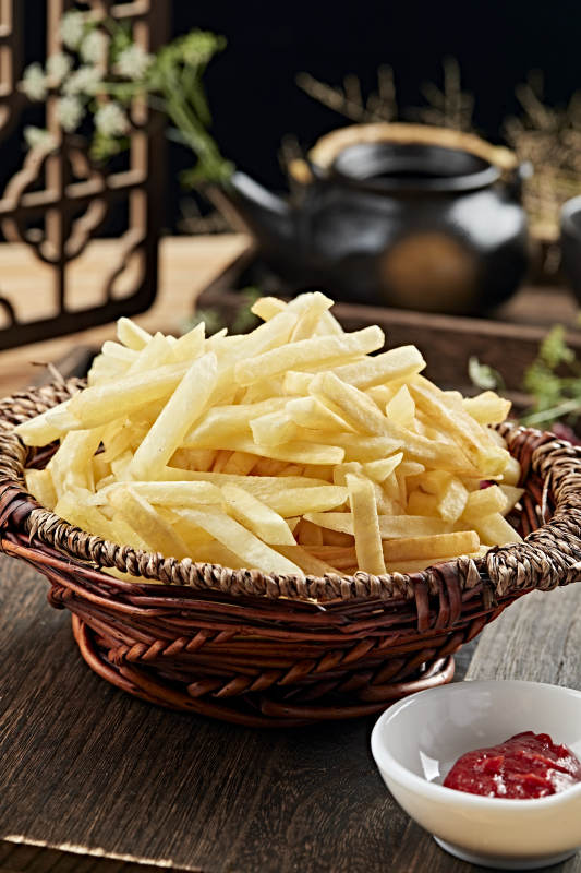 美味炸薯条配番茄酱图片