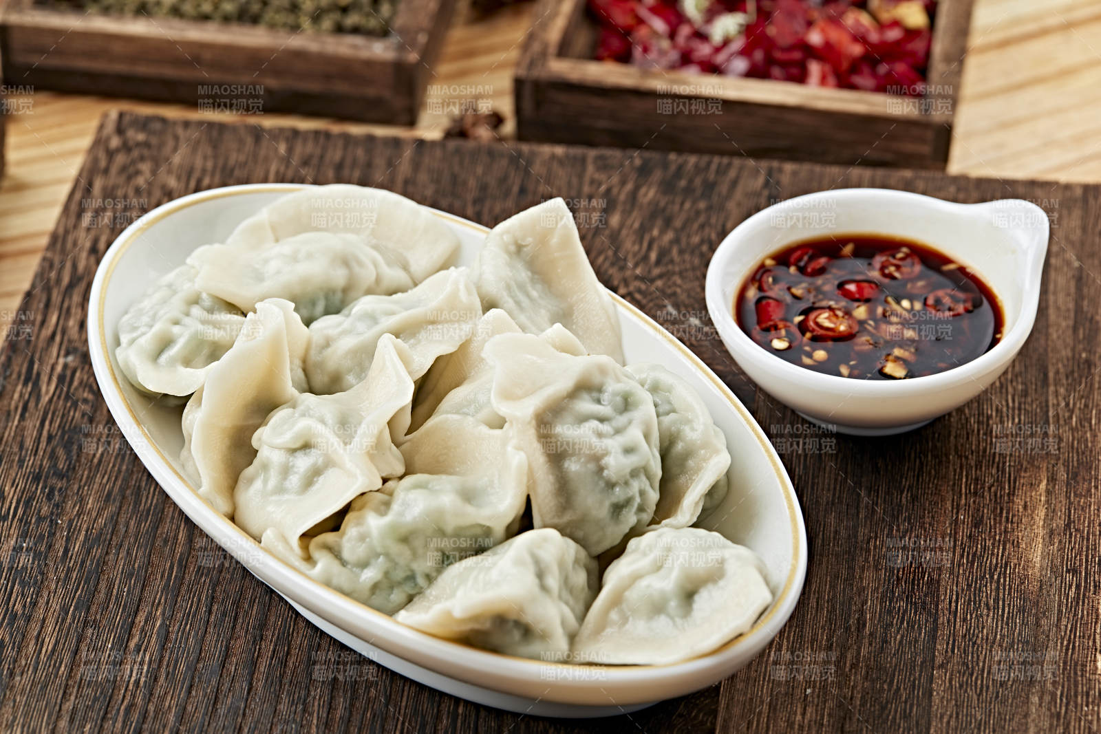 香菇韭菜猪肉馅手工水饺图片