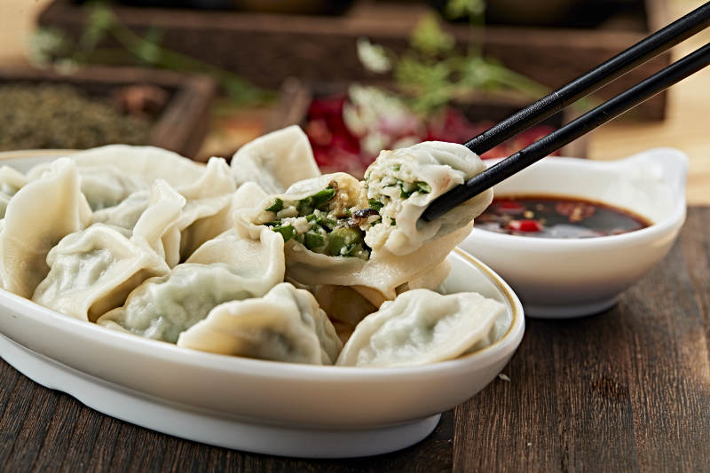 香菇韭菜猪肉馅手工水饺图片