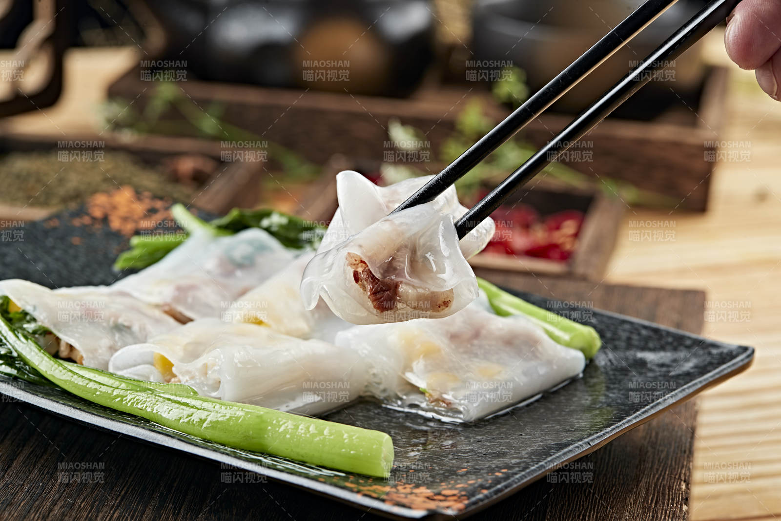 港式茶餐传统广式肠粉图片