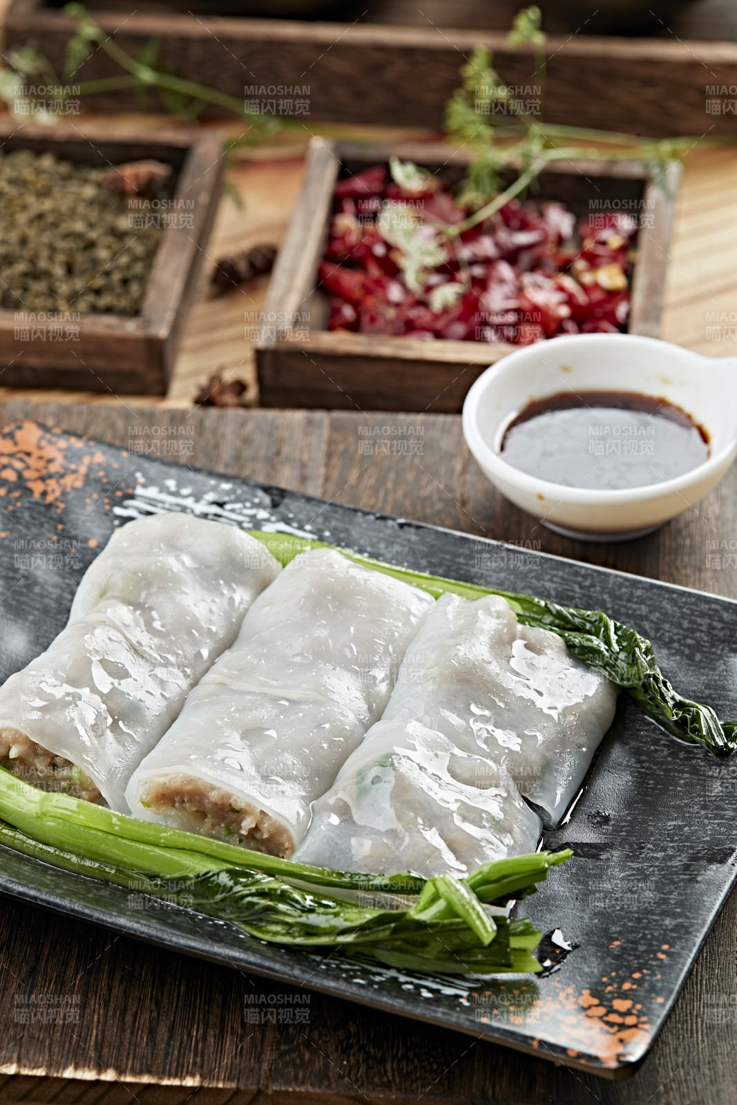 港式茶餐传统广式肠粉图片