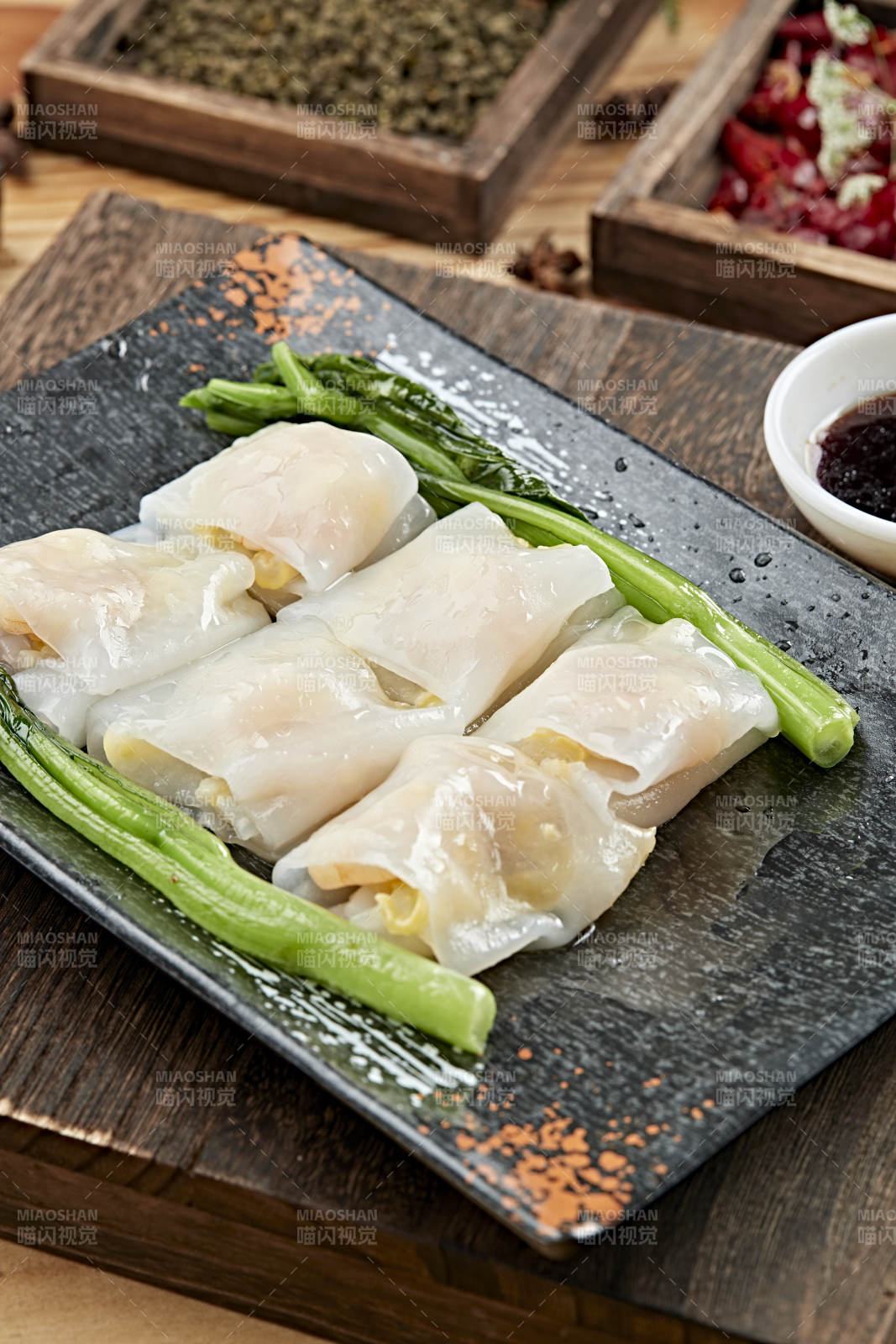 港式茶餐传统广式肠粉图片