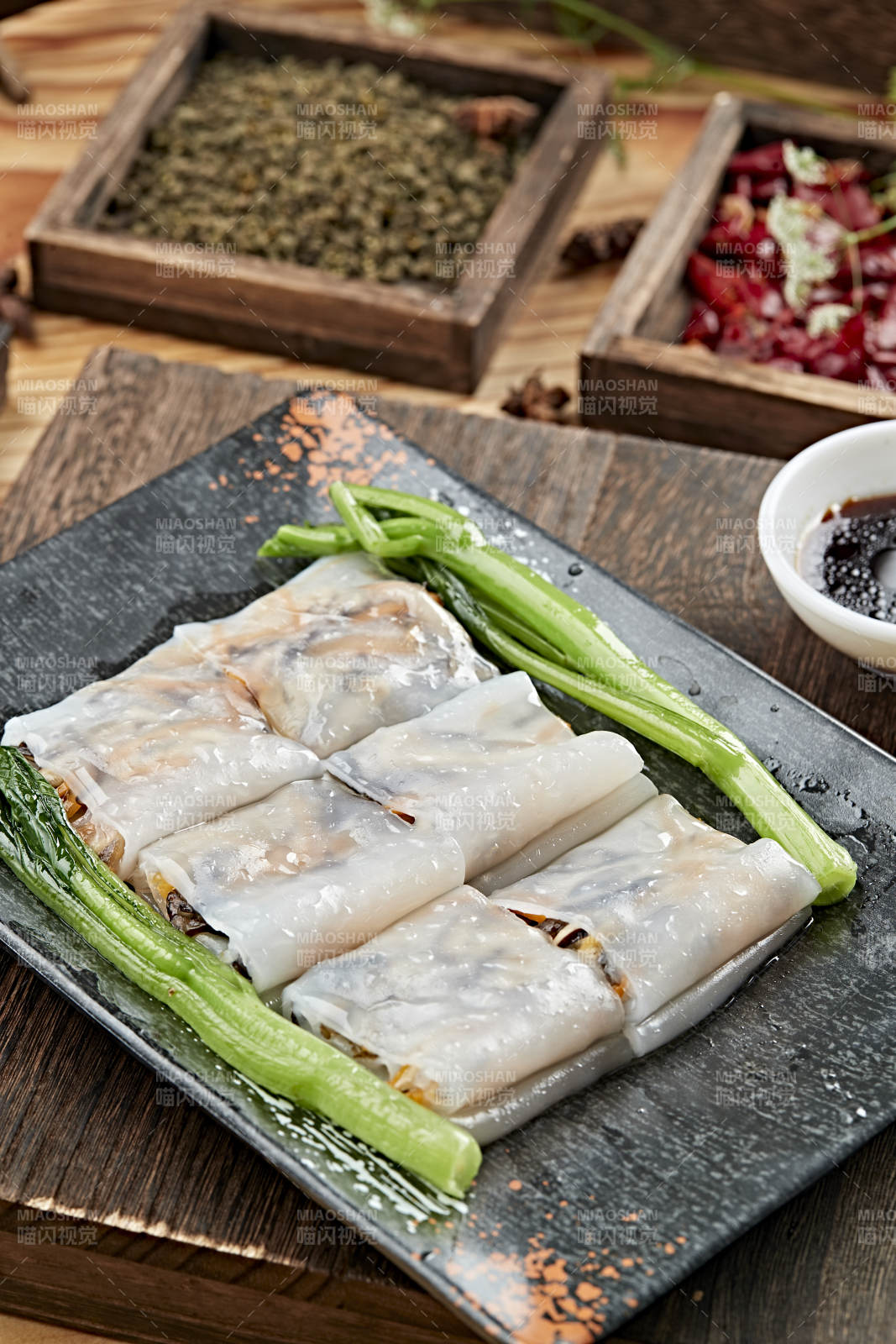 港式茶餐传统广式肠粉图片