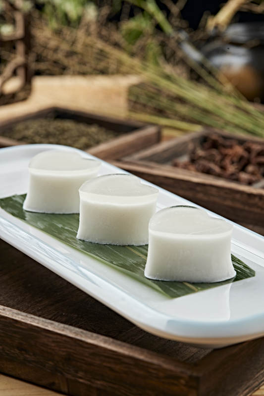 港式茶餐椰子水晶糕图片