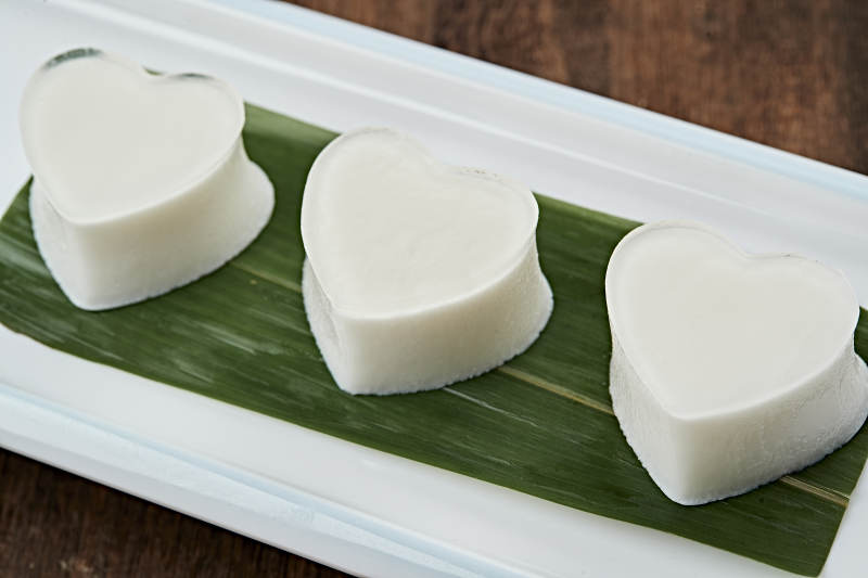 港式茶餐椰子水晶糕图片