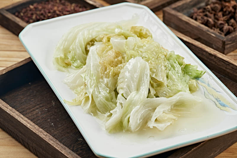 港式茶餐鲜鸡汤煮手撕生菜图片