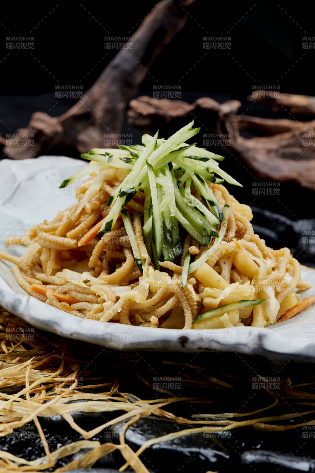凉拌酸菜土豆莜面饸饹图片