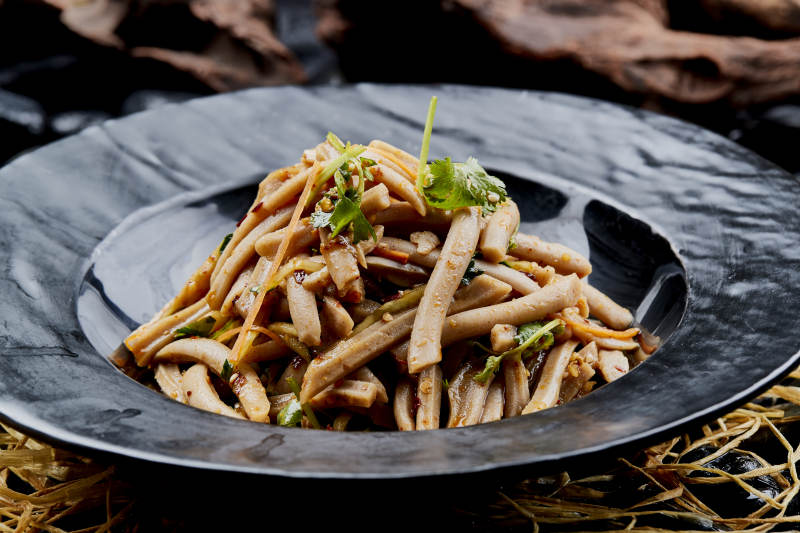 凉拌荞麦碗托荞粉图片