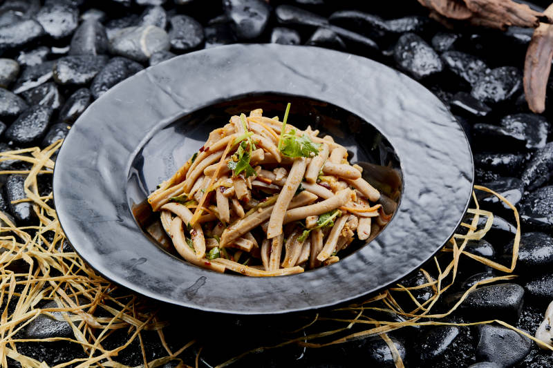 凉拌荞麦碗托荞粉图片