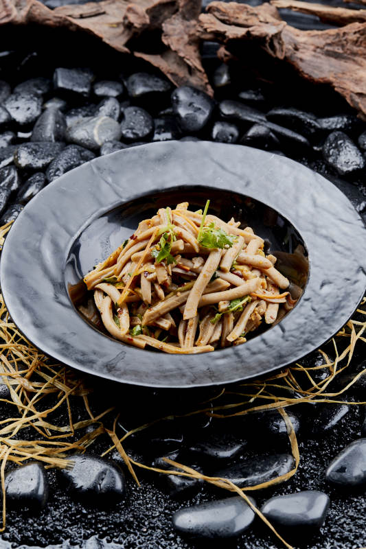 凉拌荞麦碗托荞粉图片