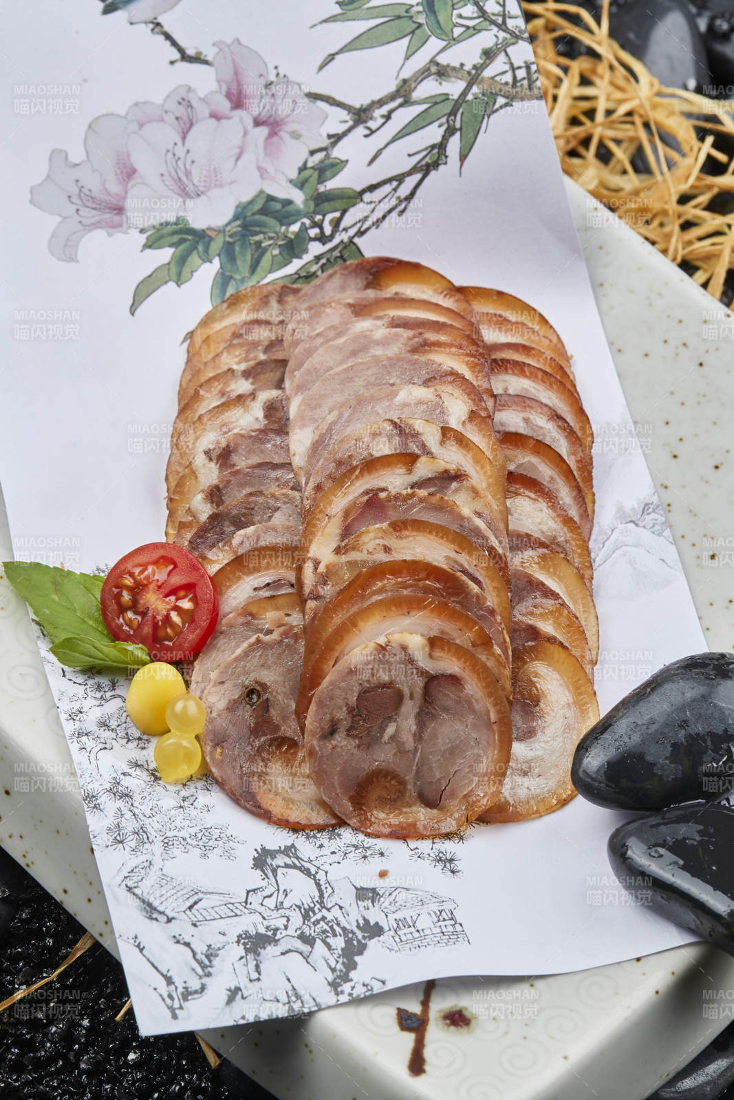 烟熏肘花卷切片图片