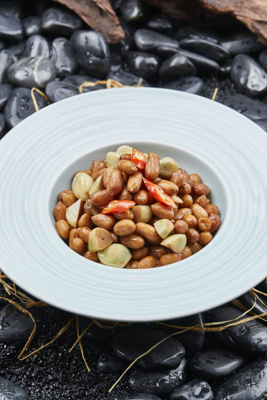 炸果仁花生米椒凉拌腊八蒜图片