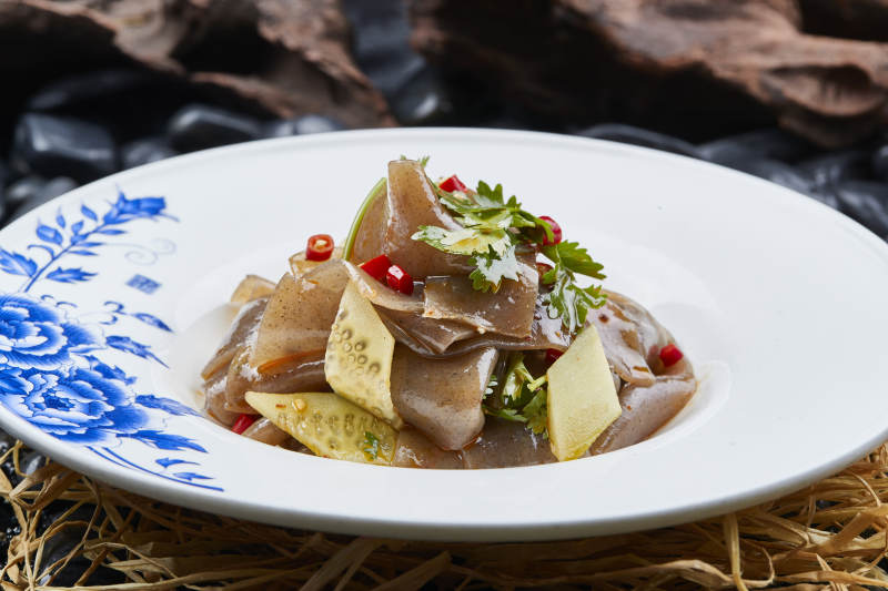 黄瓜片米椒老醋凉拌鱼泥冻图片