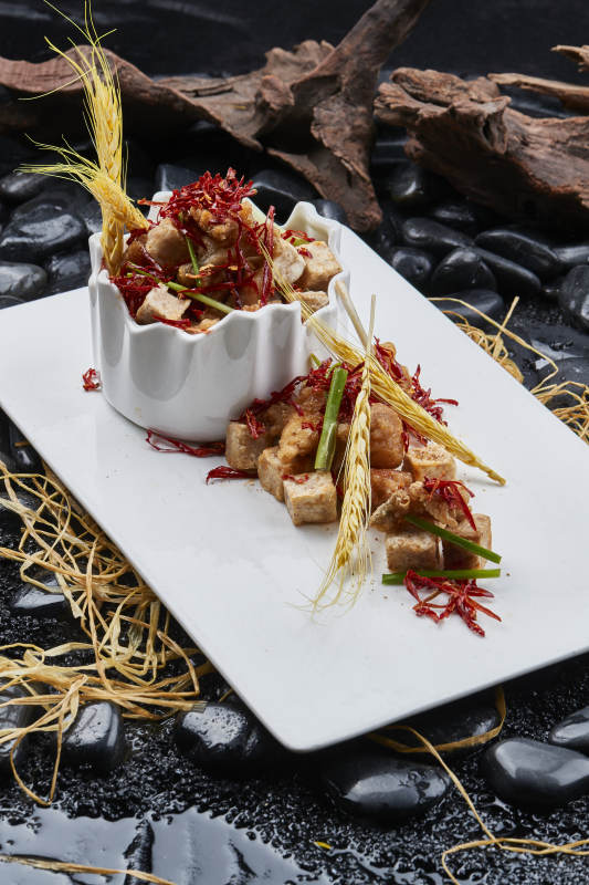 红椒丝配软炸手打如豆腐图片