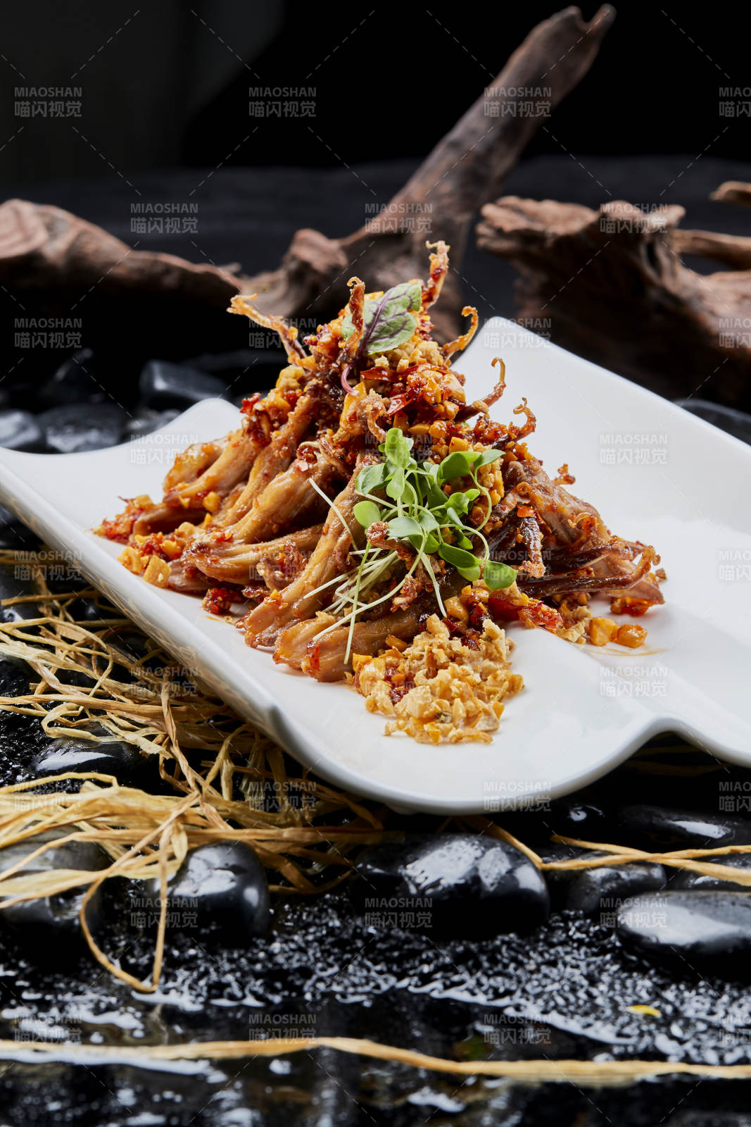 香辣蒜蓉爆炒鸭舌图片