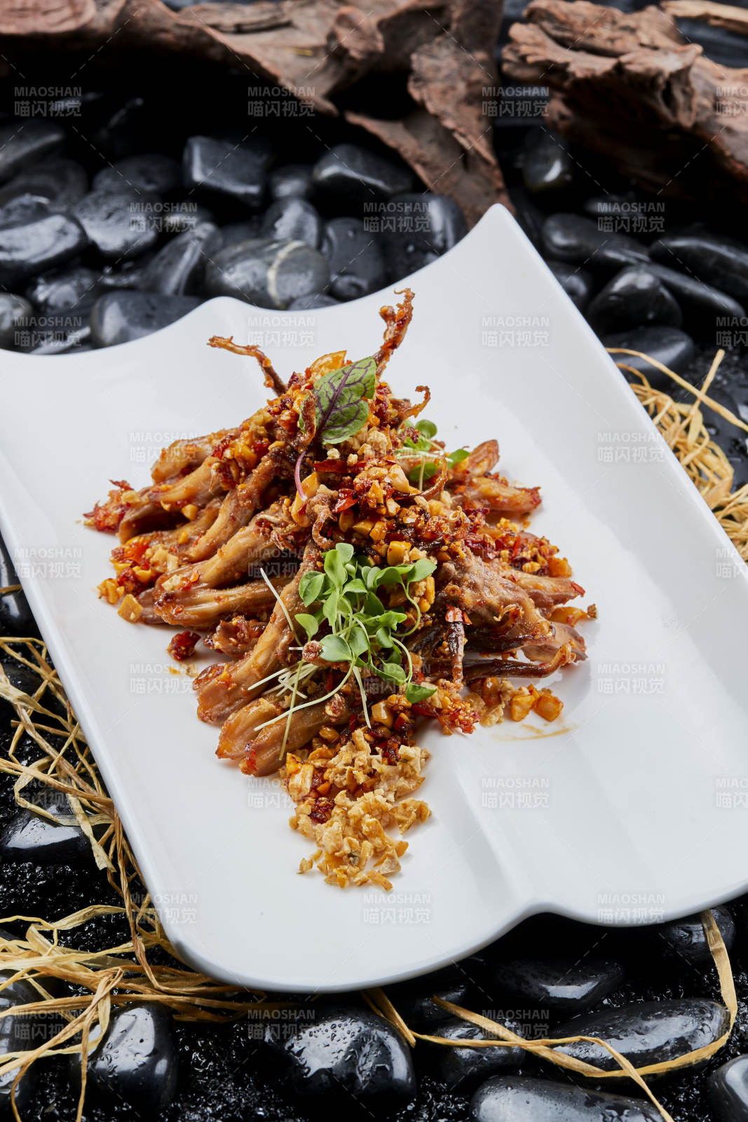 香辣蒜蓉爆炒鸭舌图片